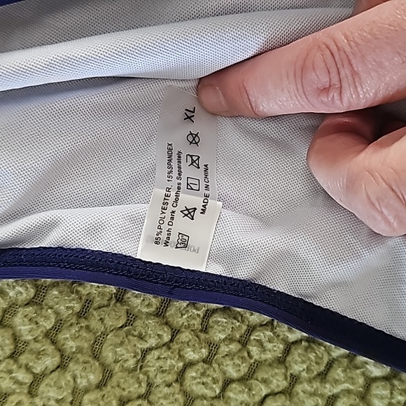 Striped one ruffled shoulder tankini - Picture 6 of 6